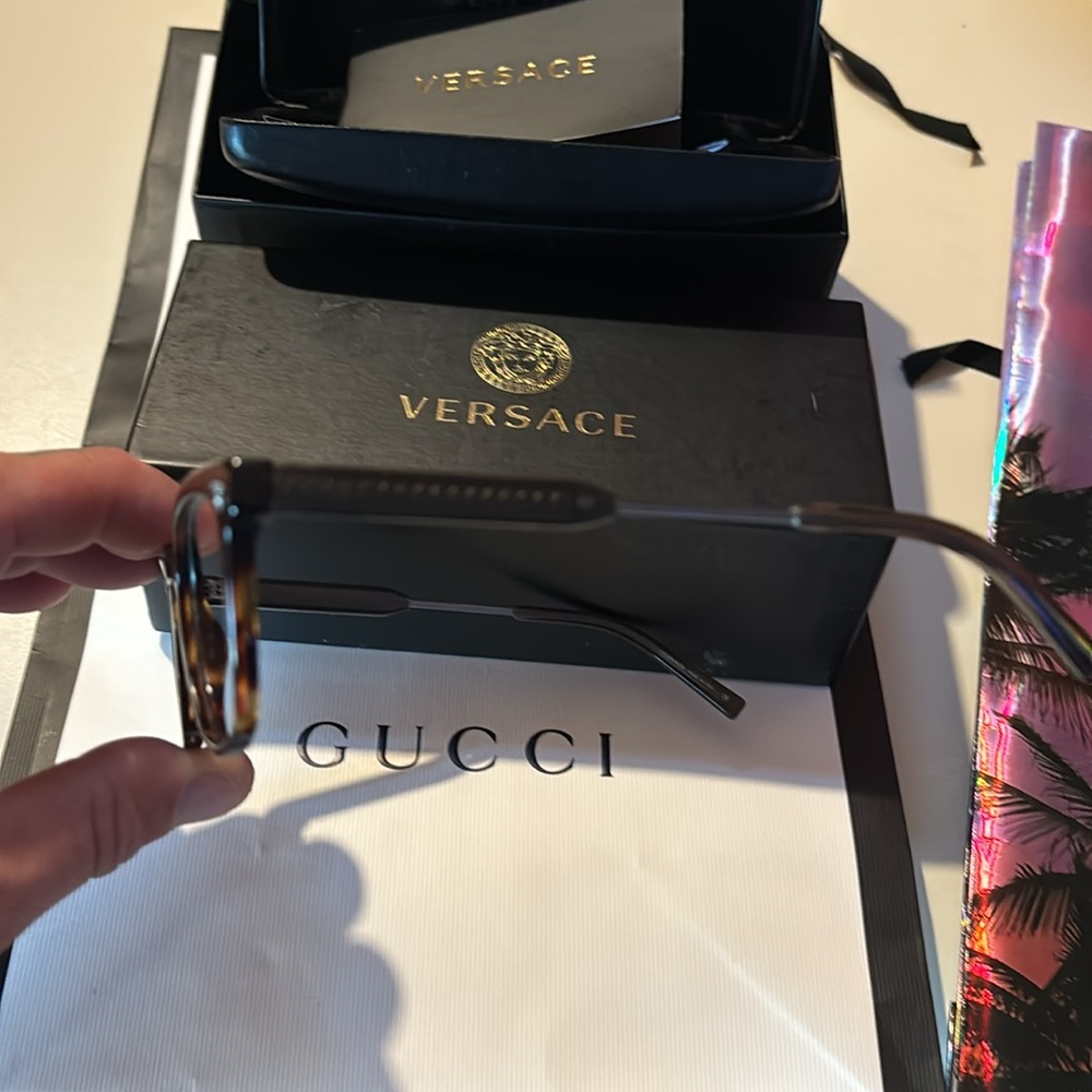 Versace eye glasses demo - Picture 3 of 3